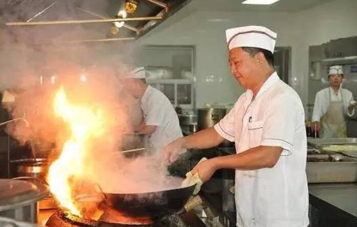 厨师伤感说说文案