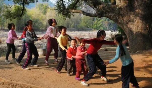 童年是什么仿写句子文案