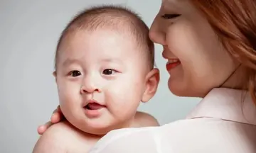 牛年喜得男宝一枚发朋友圈