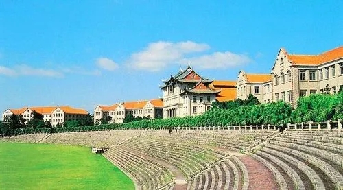 厦门大学文艺简短句子文案