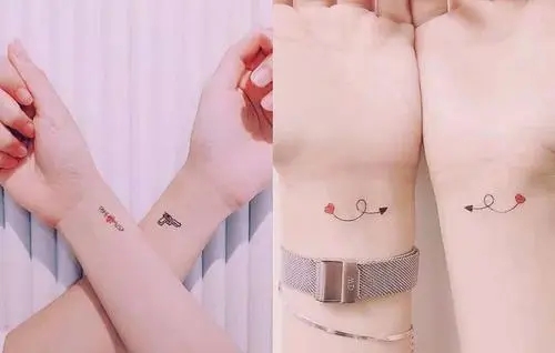 情侣纹身句子文案一对