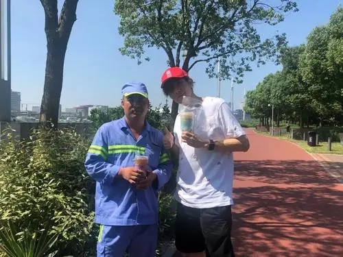 炎炎夏日辛苦工作的句子文案