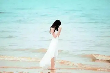 手疼想发个朋友圈的说说文案