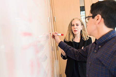 伤到心碎的句子文案图片