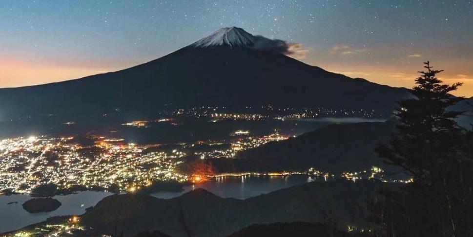 表演结束适合发朋友圈的话