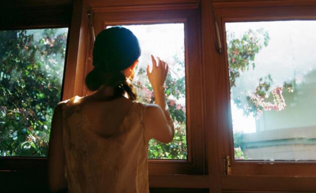 突然感觉心痛的句子文案