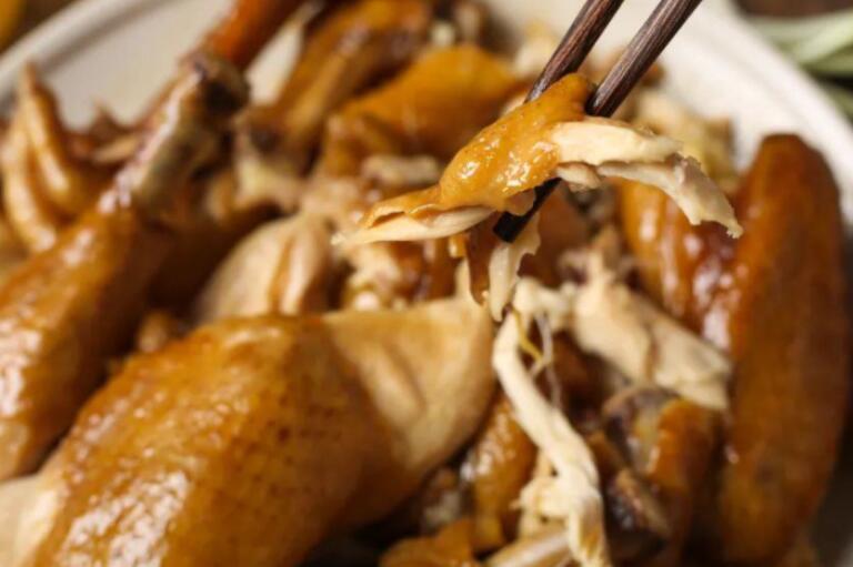 描写食物香气扑鼻的句子文案