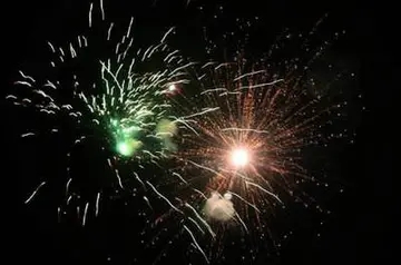 烟花漂亮的简短句子文案