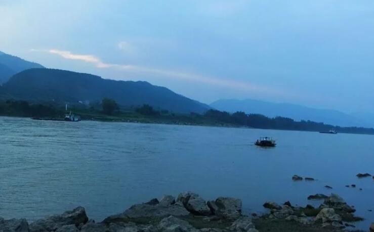 形容外公老了的句子文案