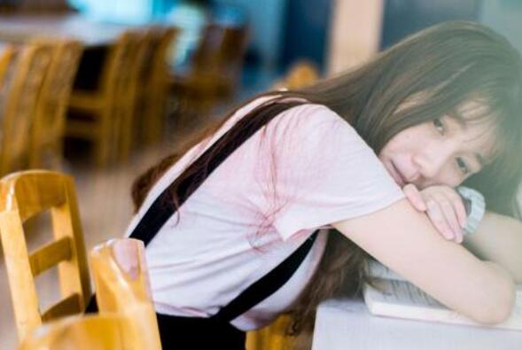 心痛失望的说说文案心情短语