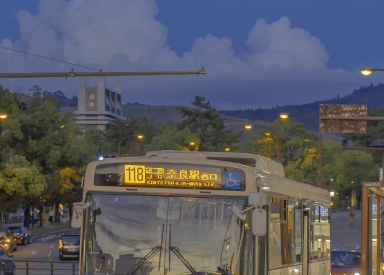 一盏灯的励志句子文案