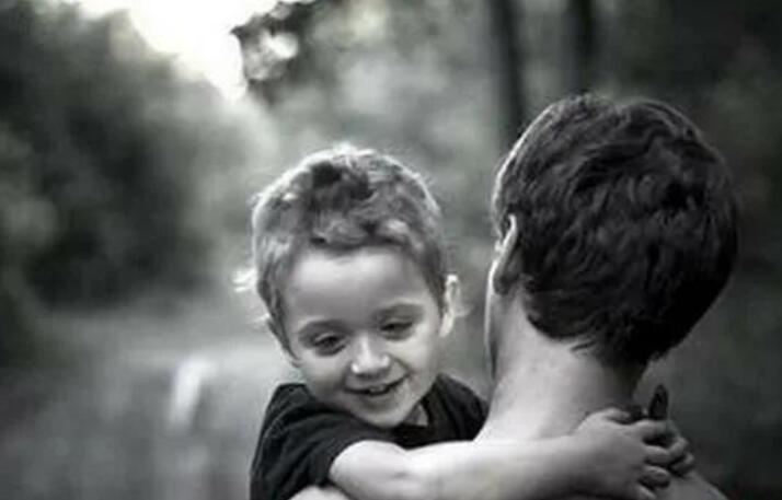 每天给父母一句温馨的问候