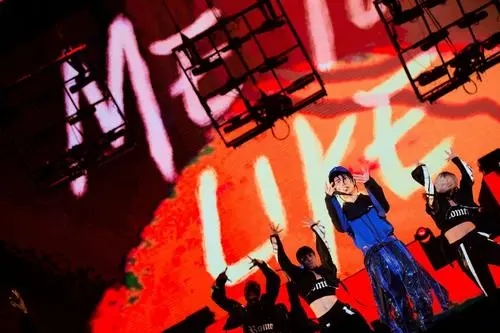 打架子鼓的帅气的句子文案