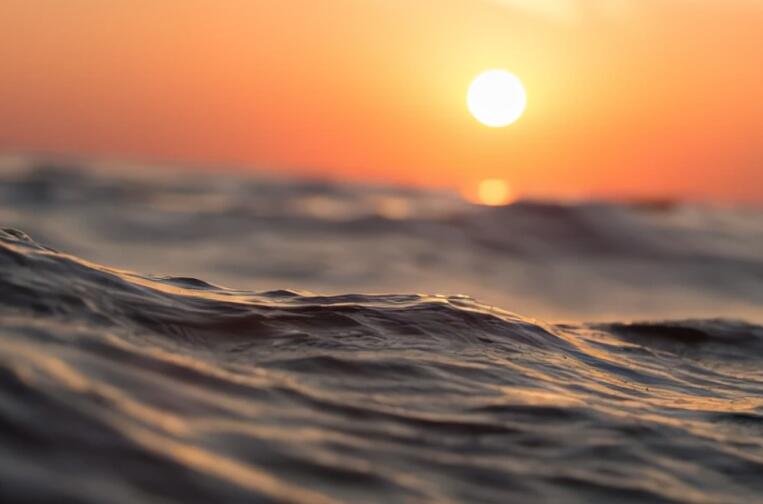 阳光的面对生活的句子文案