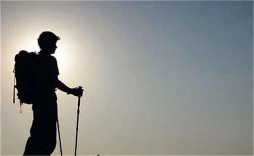 适合一个人旅行发的句子文案