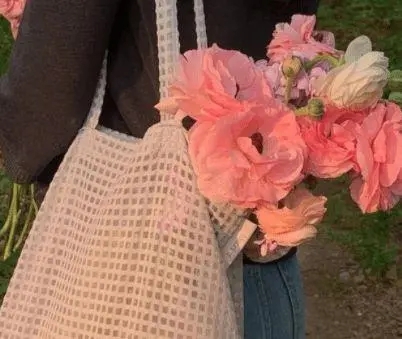 朋友圈晒花的唯美句子文案