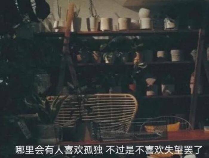 关于不回消息的文案