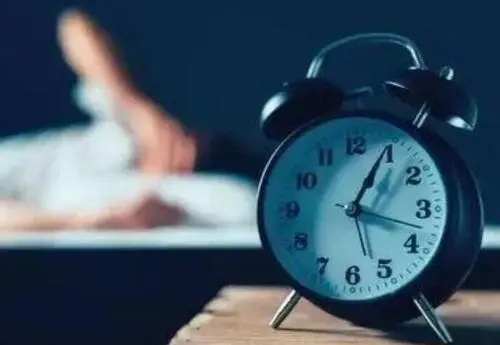 代表失眠有深度句子文案