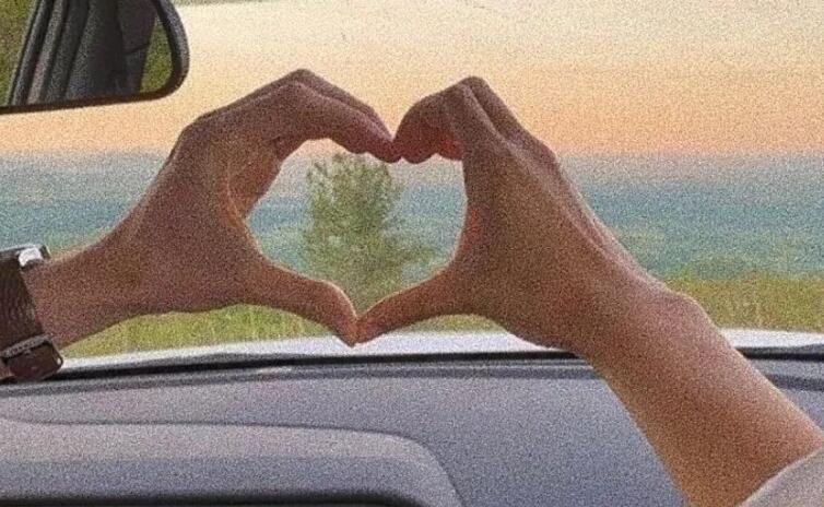 最动人的爱情句子文案