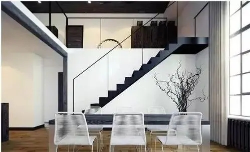 描写楼梯的诗句文案