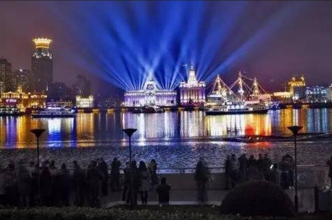 形容美丽的夜江景句子文案