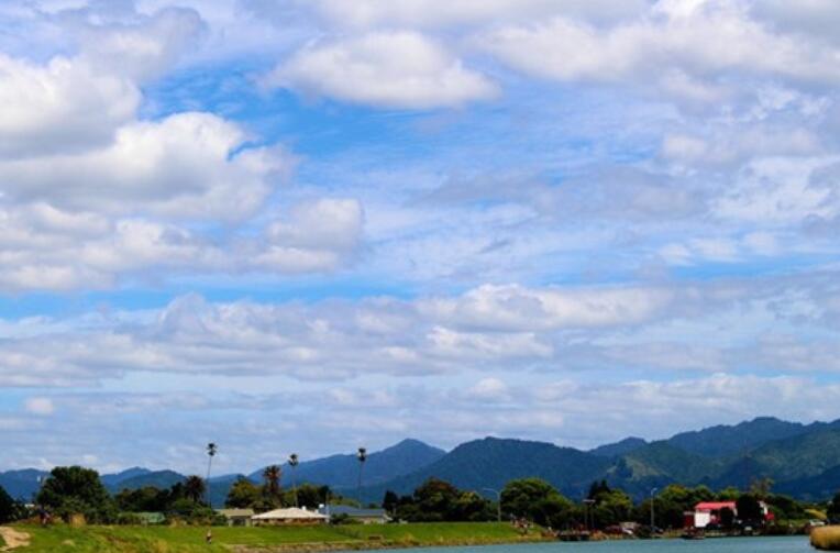 早上好的句子文案短语幽默