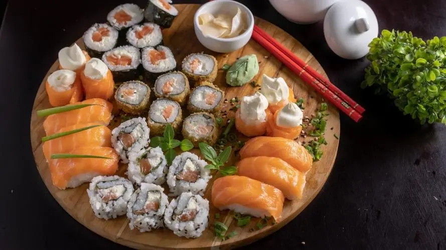 吃美食感觉幸福的句子文案