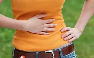 女生胃疼发朋友圈说说文案