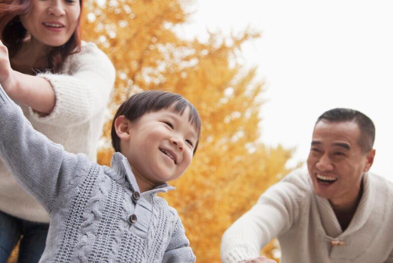 陪伴父母的句子文案简短