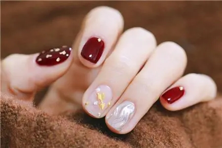 吸引人的美甲句子文案