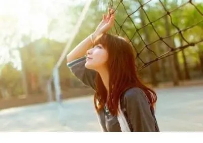 女孩子自尊自爱的文案