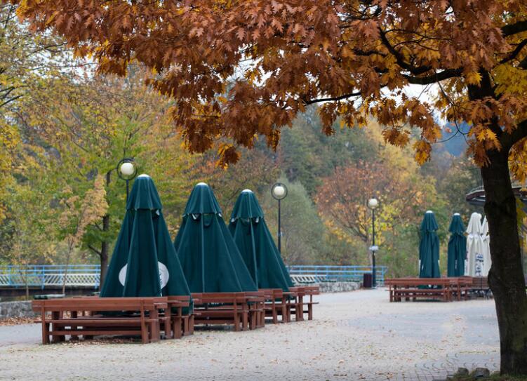 表达潇洒的唯美句子文案