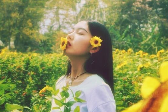 人间值得暖心的句子文案