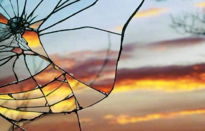 人生无奈到心痛句子文案