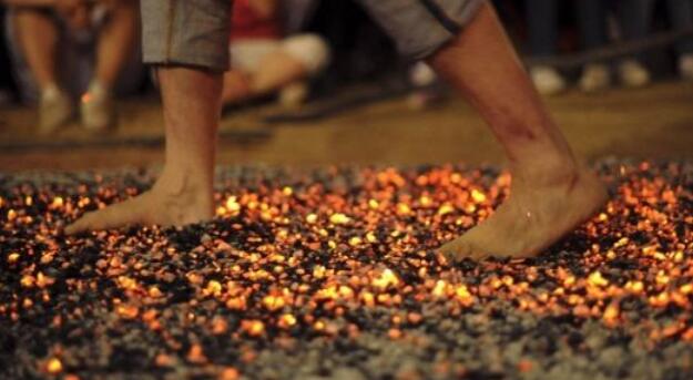 关于火的唯美经典句子文案