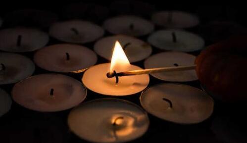 对死去亲人怀念的话语