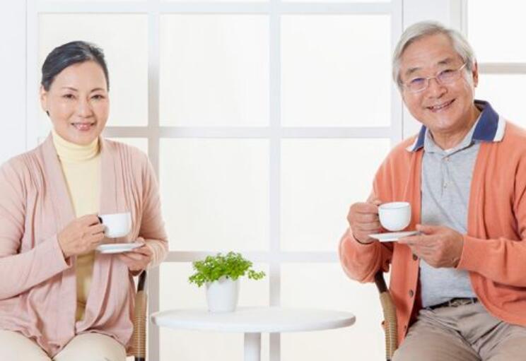 夫妻相互陪伴的经典话