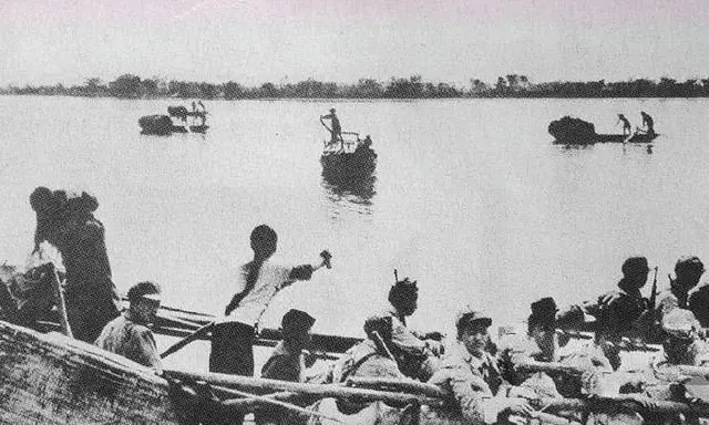 社会句子文案5个字霸气