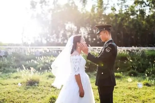 军恋100句温暖情话文案