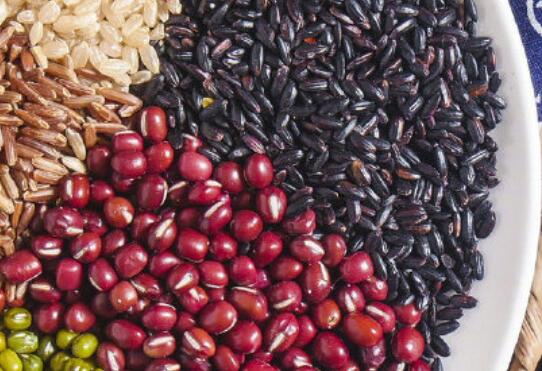 胖女孩发朋友圈霸气