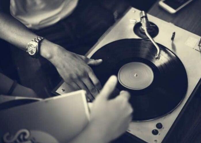 歌声带来快乐的句子文案