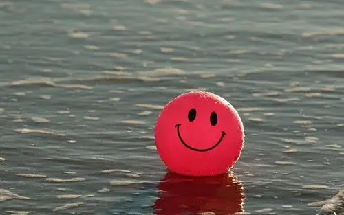 笑容可以治愈一切句子文案