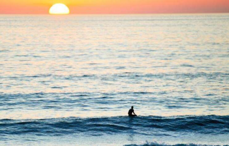 海子的经典诗句文案