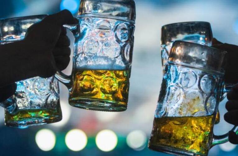 关于啤酒节的句子文案