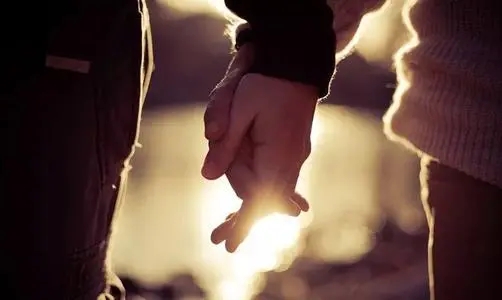 给对象的晚安情话文案简短