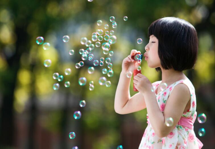 父母对三岁孩子的寄语20字