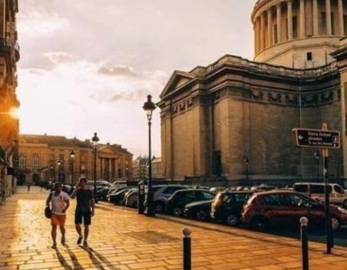 看淡感情的简短说说文案