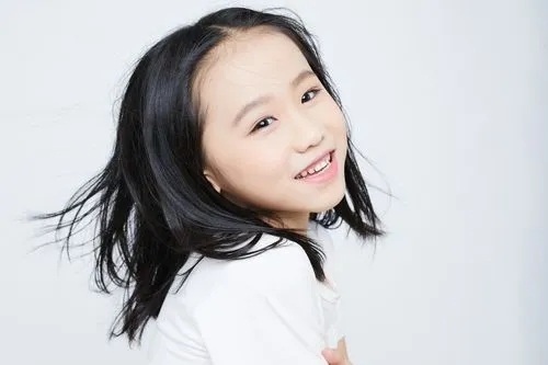 一句话形容爱笑的女孩