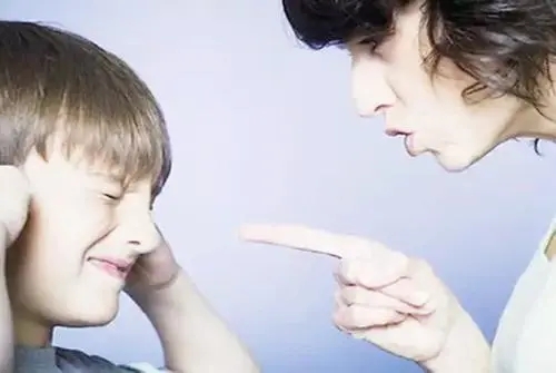 形容父母自私的句子文案