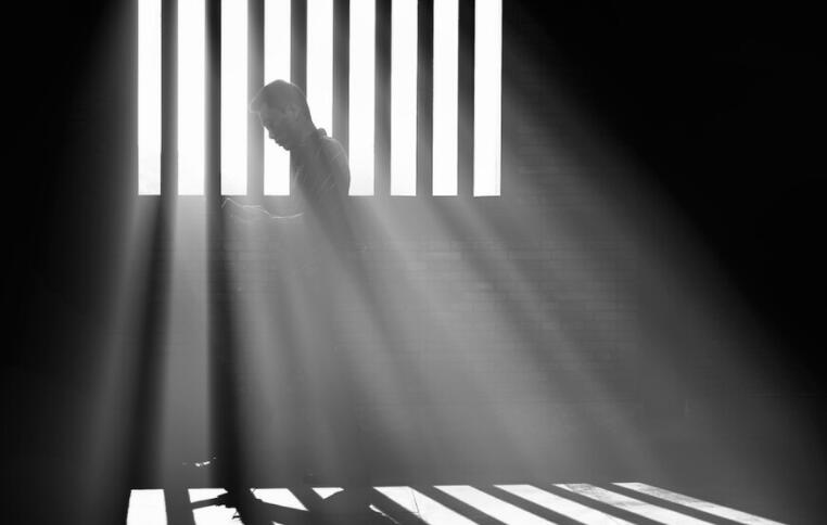 出狱之后的心情说说文案